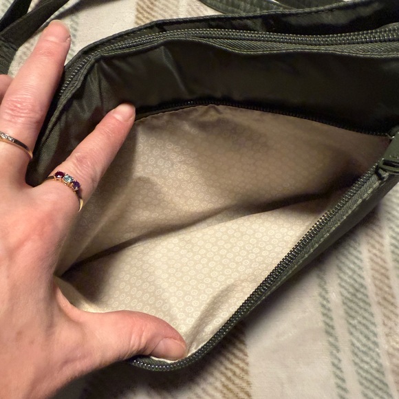 Lug Mambo Olive Green Nylon Crossbody Bag. - Picture 5 of 8